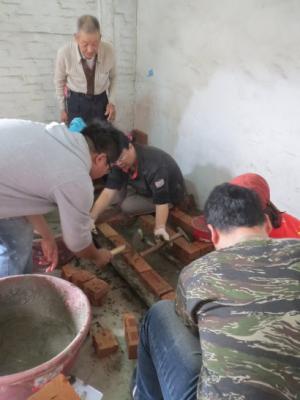 古早灶/共炊廚房+臺灣有一個免費幫人做灶的團隊+臺南玉井望明