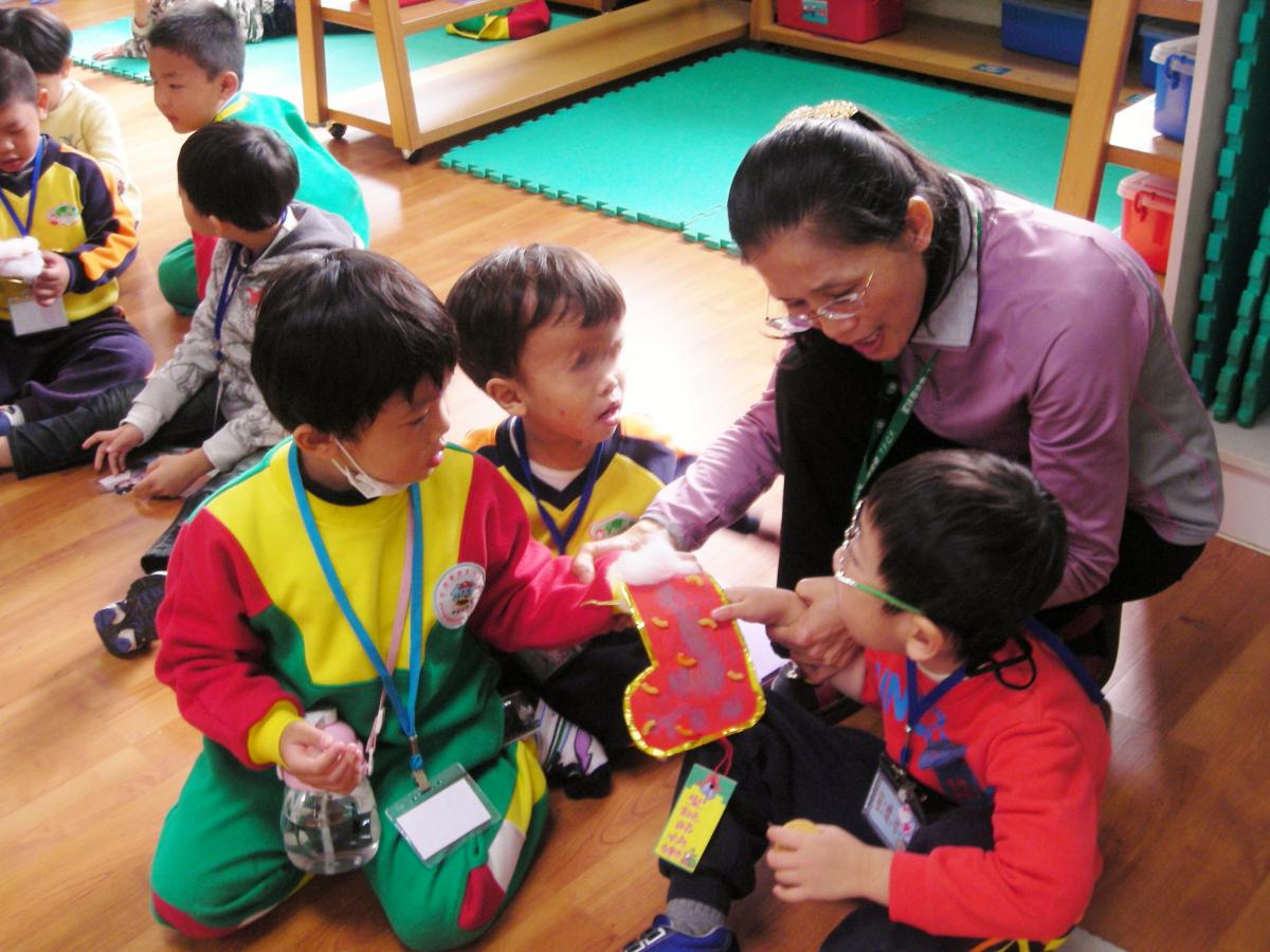 車籠埔國小附幼 培德幼稚園溫馨送暖至學園關心發展遲緩兒迎新年 Peopo 公民新聞