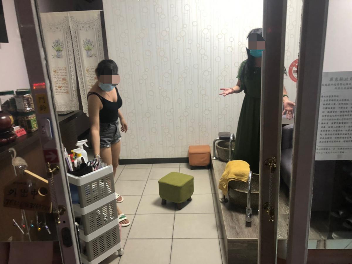 假關門真營業屏警眼尖識破 Peopo 公民新聞