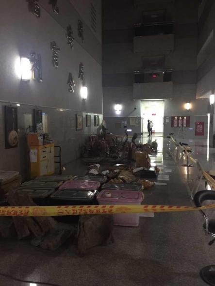 山老鼠+盜伐3塊總重近2百公斤台灣檜木+近二噸台灣檜木，除形