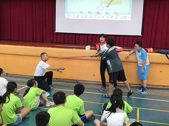 戲水不落單 不惡作劇才能玩不溺 玩得安心 百齡國小 Peopo 公民新聞