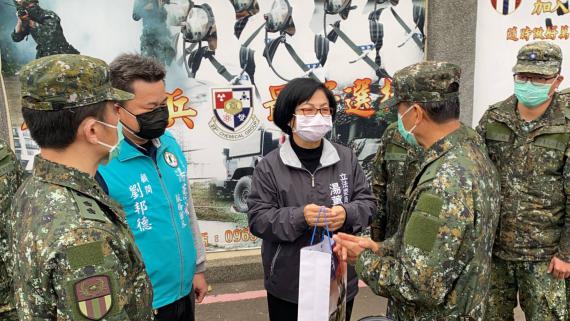 立委湯蕙禎挺國軍赴陸軍33化學兵群慰問 Peopo 公民新聞
