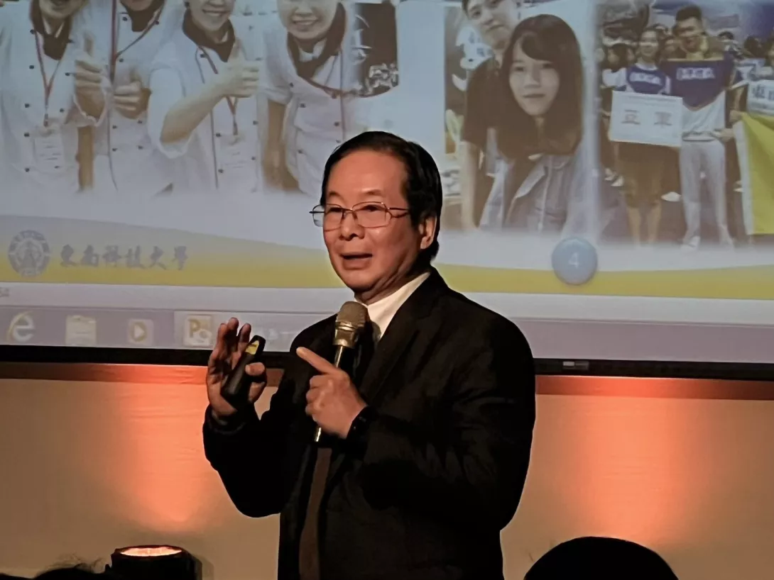 圖三:東南科技大學李清吟校長歡迎新北市高中職校長與主任蒞臨參訪,並期待未來能與各校攜手合作
