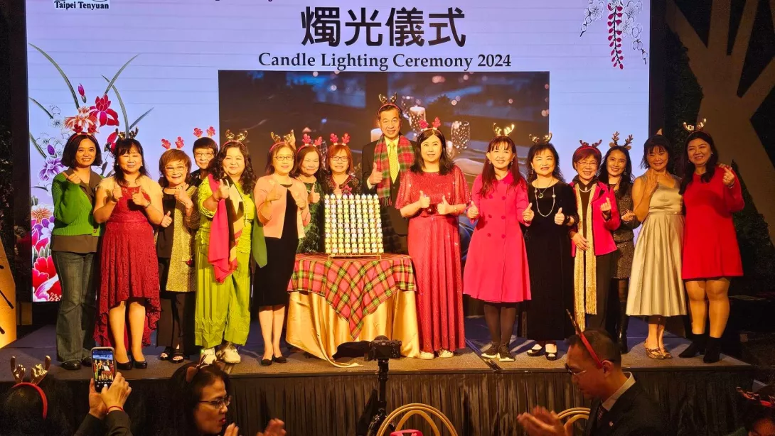 LINE_ALBUM_20241221會長交接暨聖誕晚會_241230_75
