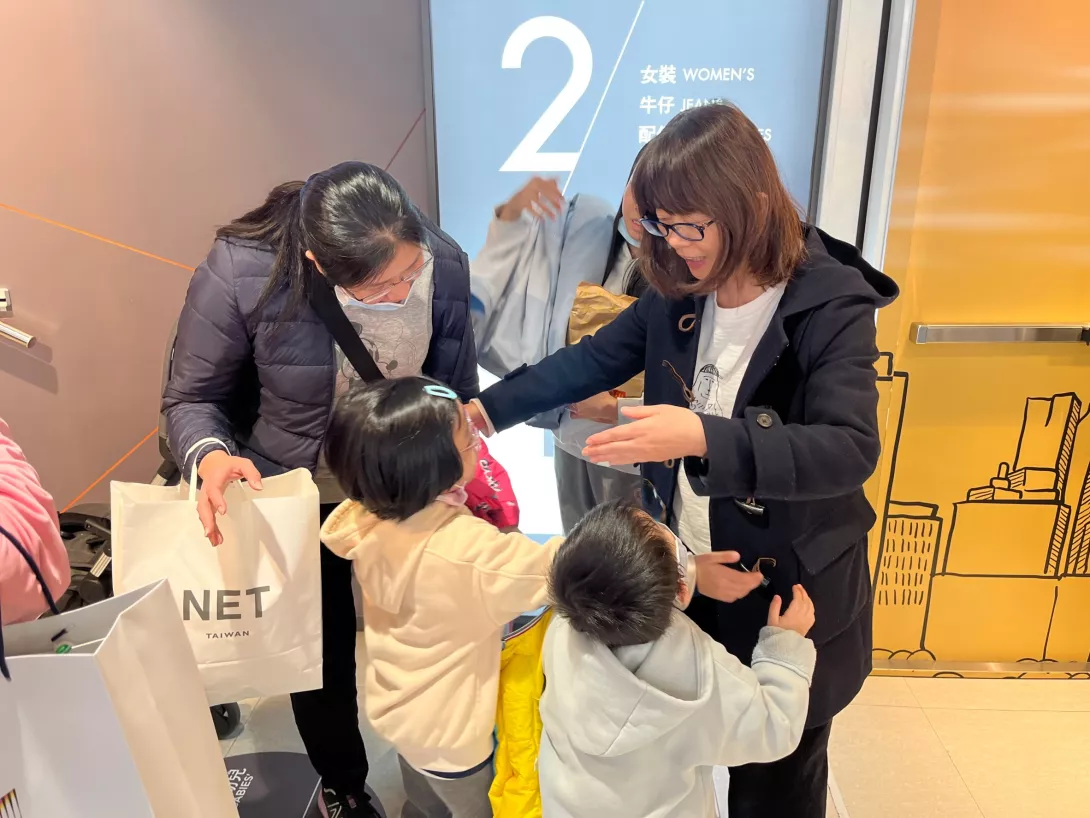 主任愛的抱抱