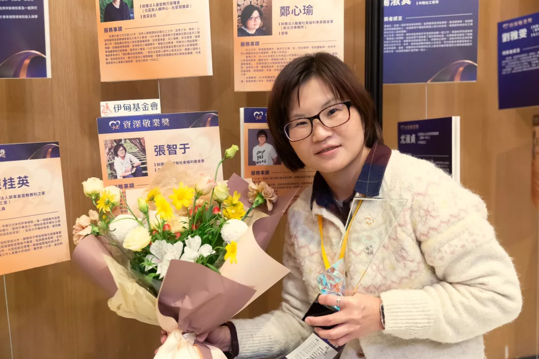 張智于主任深耕苗栗20年,積極促成並推動當地篩檢評估機制,深入山區部落守護慢飛天使。