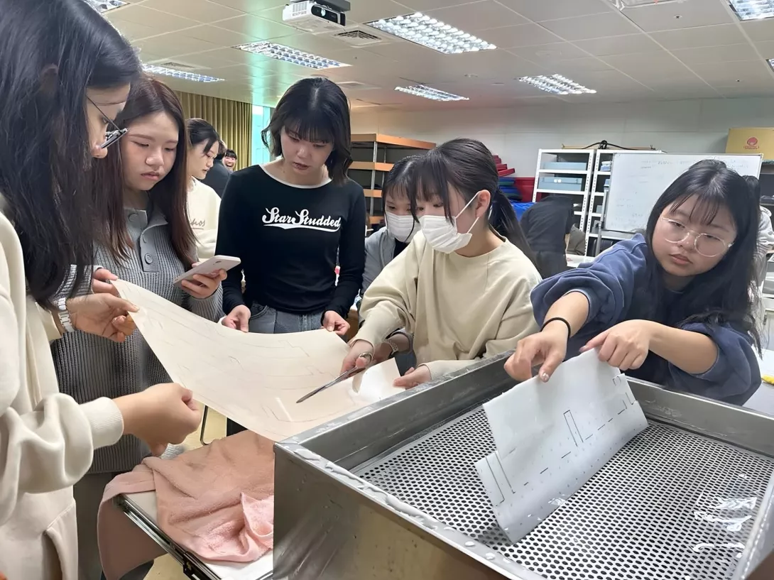 02-將STEAM融入輔具設計與實作,幫助學生思考與創意發想。_0