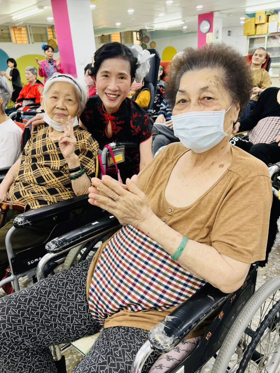 與長者互動