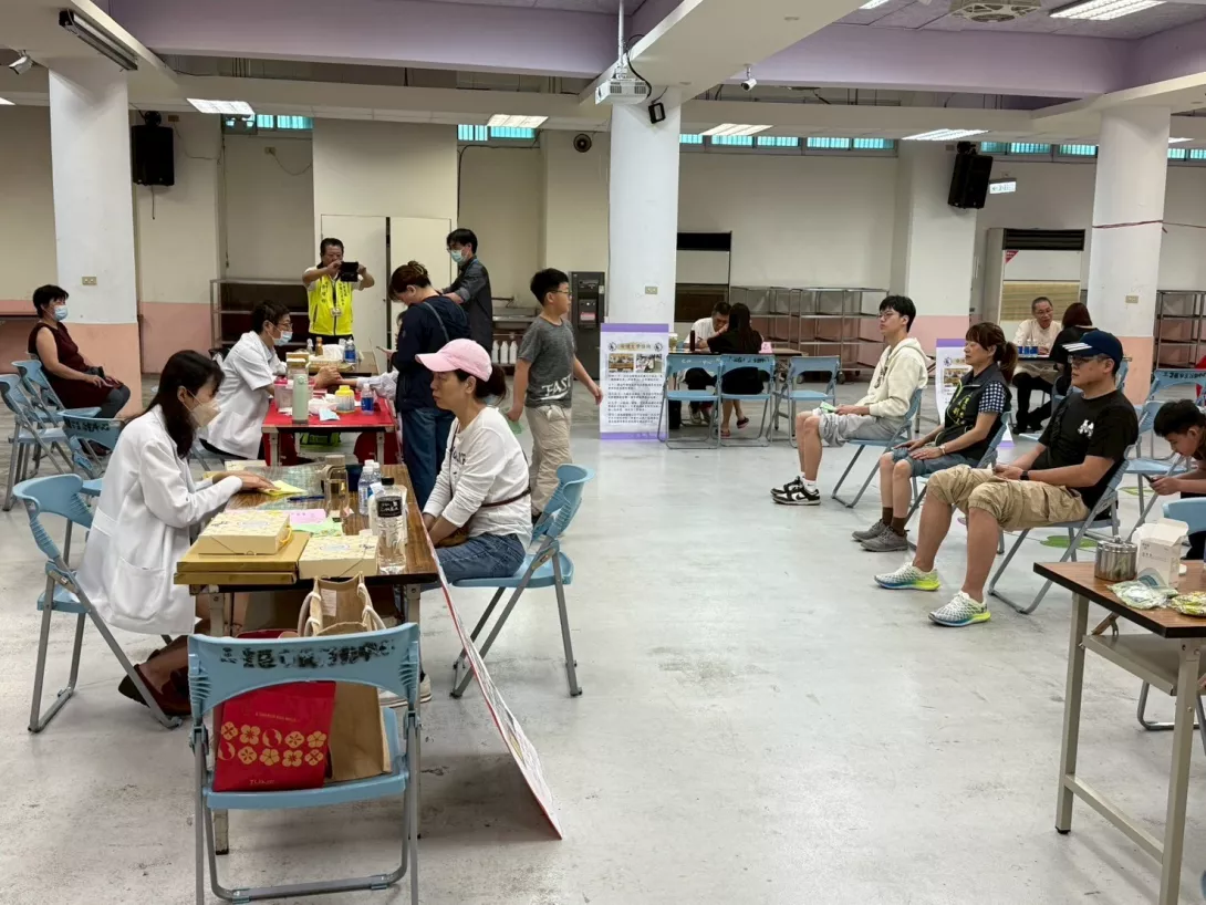 LINE_ALBUM_0427中醫義診_250427_24