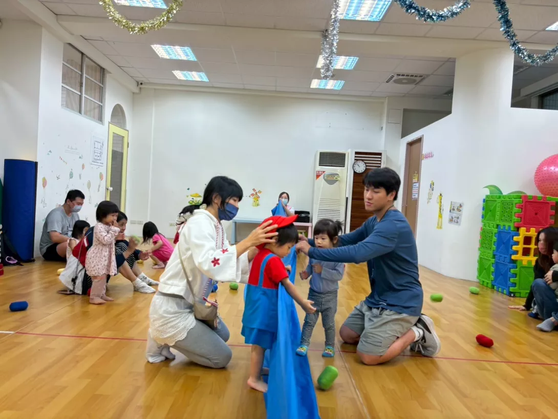 LINE_ALBUM_202549_250410_218