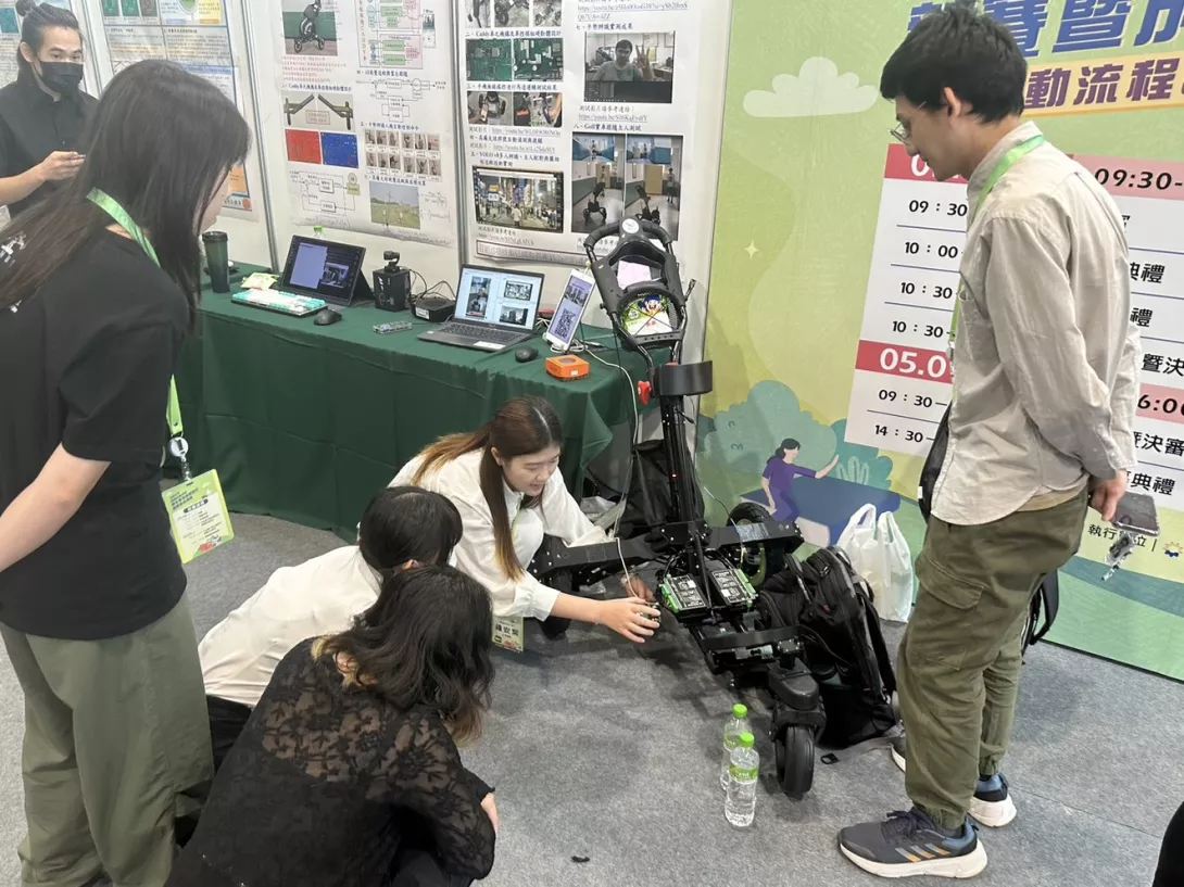 教育部全國技專生實務專題競賽 龍華科大師生導入AI奪2大獎-4