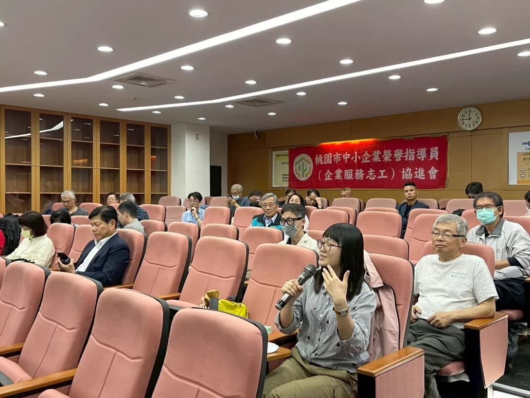 龍華科大攜手經濟部桃市中小企業榮協會 引領AI智慧製造與ESG永續轉型新契機-4