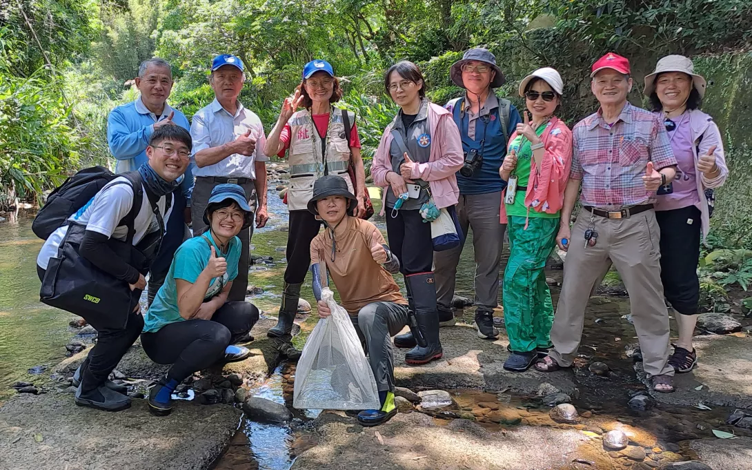 牽起河溪守護網—— 桃園市新楊平社區大學 & 桃園市老坑溪水環境巡守隊