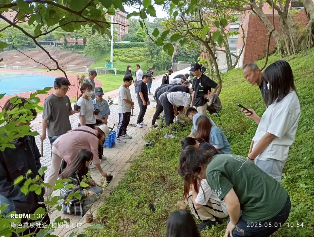LINE_ALBUM_銘傳大學_250501_4
