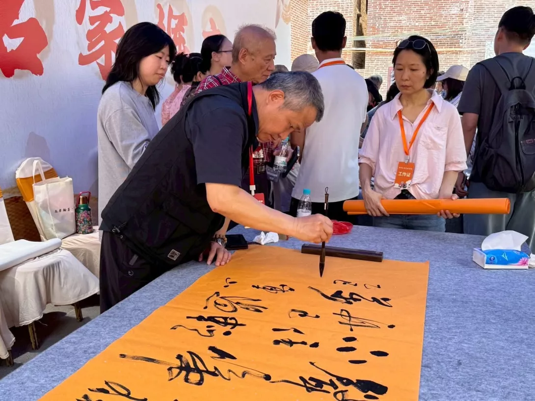 揮毫 (2)