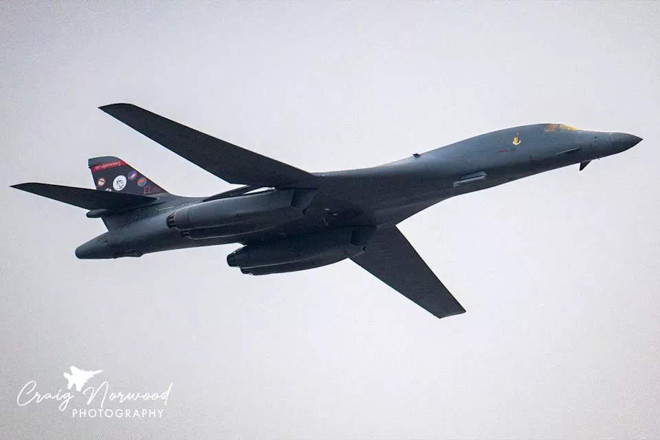 美軍B-1B 槍騎兵轟炸機。 圖:翻攝自@MilMonWorld