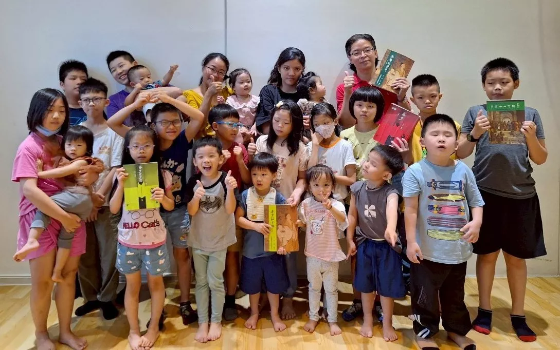 執行長趙泰銘推動讀經,讓學子擁有哲學思維面對未來生活上的挑戰。