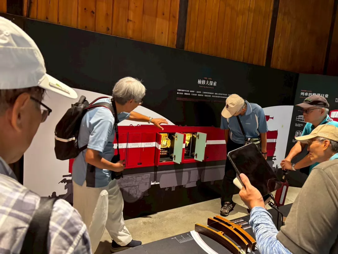 鐵道班戶外課拜訪各地,圖為春季班到奮起湖_250801_1