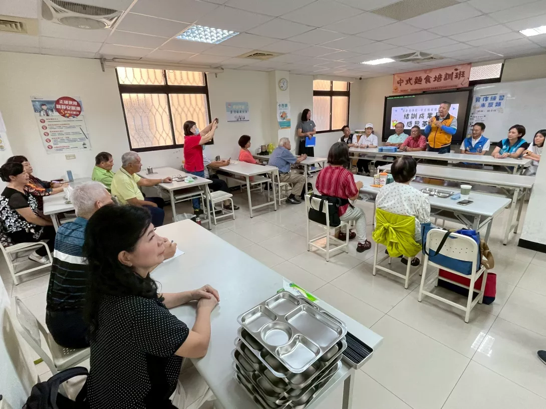 LINE_ALBUM_250828結訓紀錄_250829_4