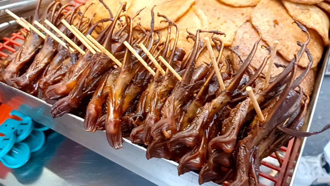 【美食照02】高雄東山鴨頭_六合夜市