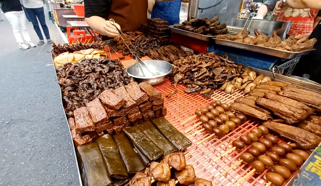 【美食照04】高雄東山鴨頭_六合夜市