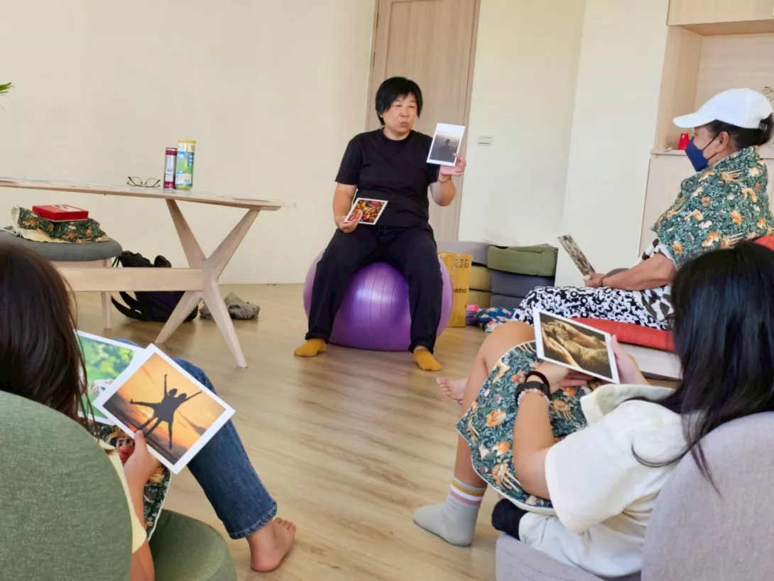 團體共同分享自身情緒