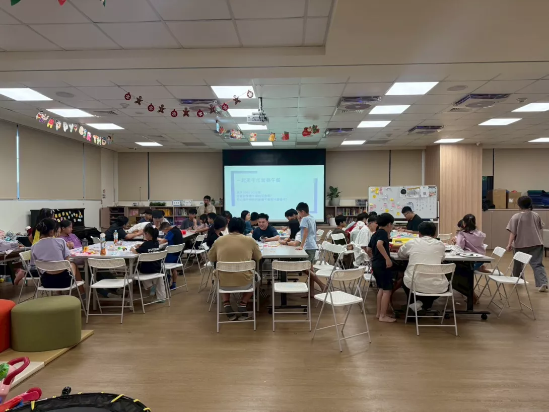 LINE_ALBUM_兒少代表x兒少中心_250902_1