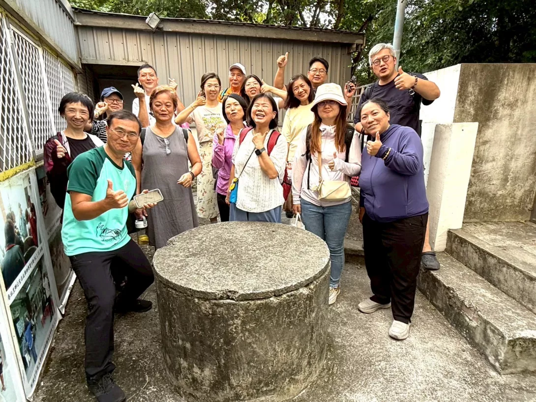 LINE_ALBUM_1140906_250906_41