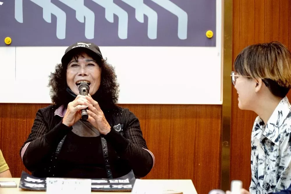 已在艋舺公園生活 8 年的無家者「秀秀」。圖/無家者聯盟提供