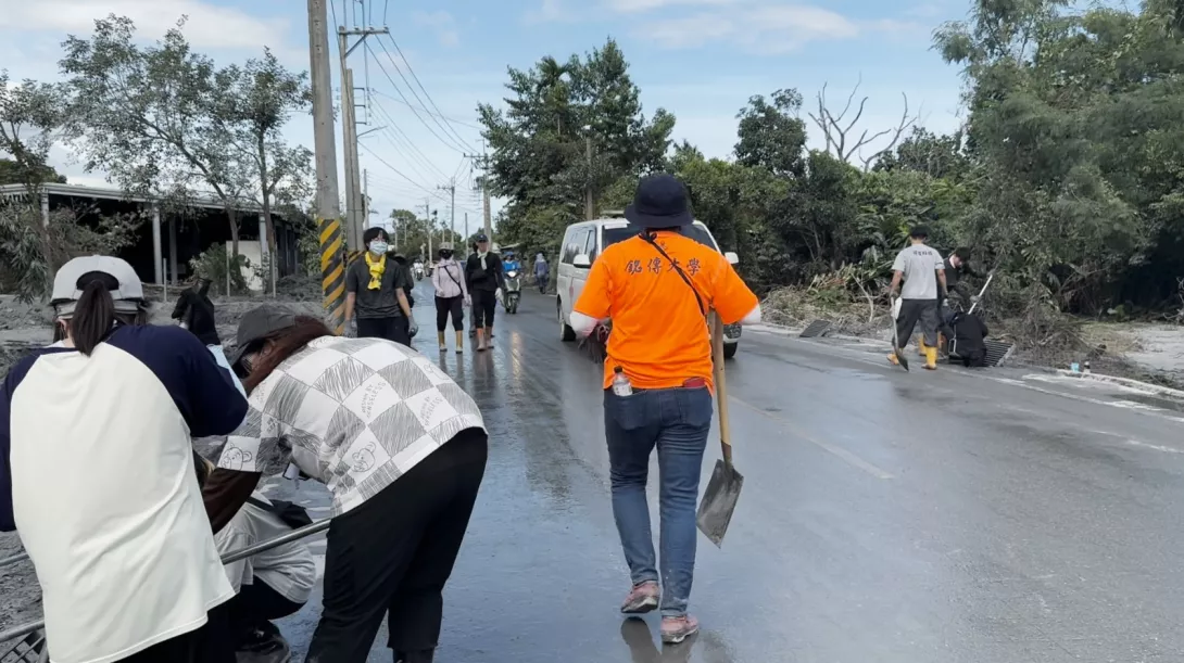 螢幕擷取畫面 2025-10-28 233639