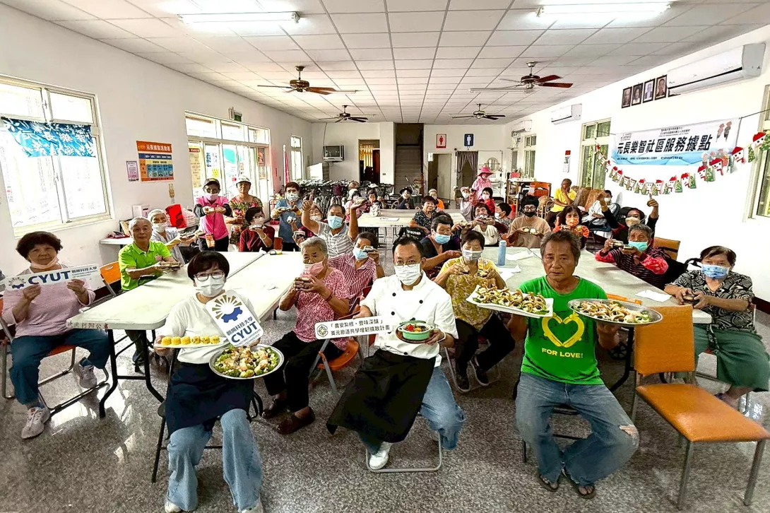 朝陽科大崙元廊道共學增韌擴散計畫團隊長期陪伴路北社區,以專業導入農業創新及健康照護,讓高齡農村重現活力。