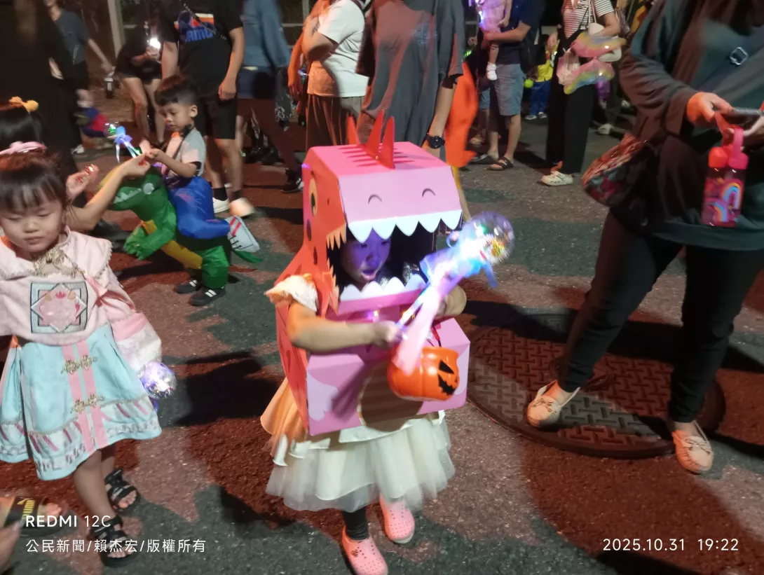 573977546_1220281356800372_7126252906802034878_n