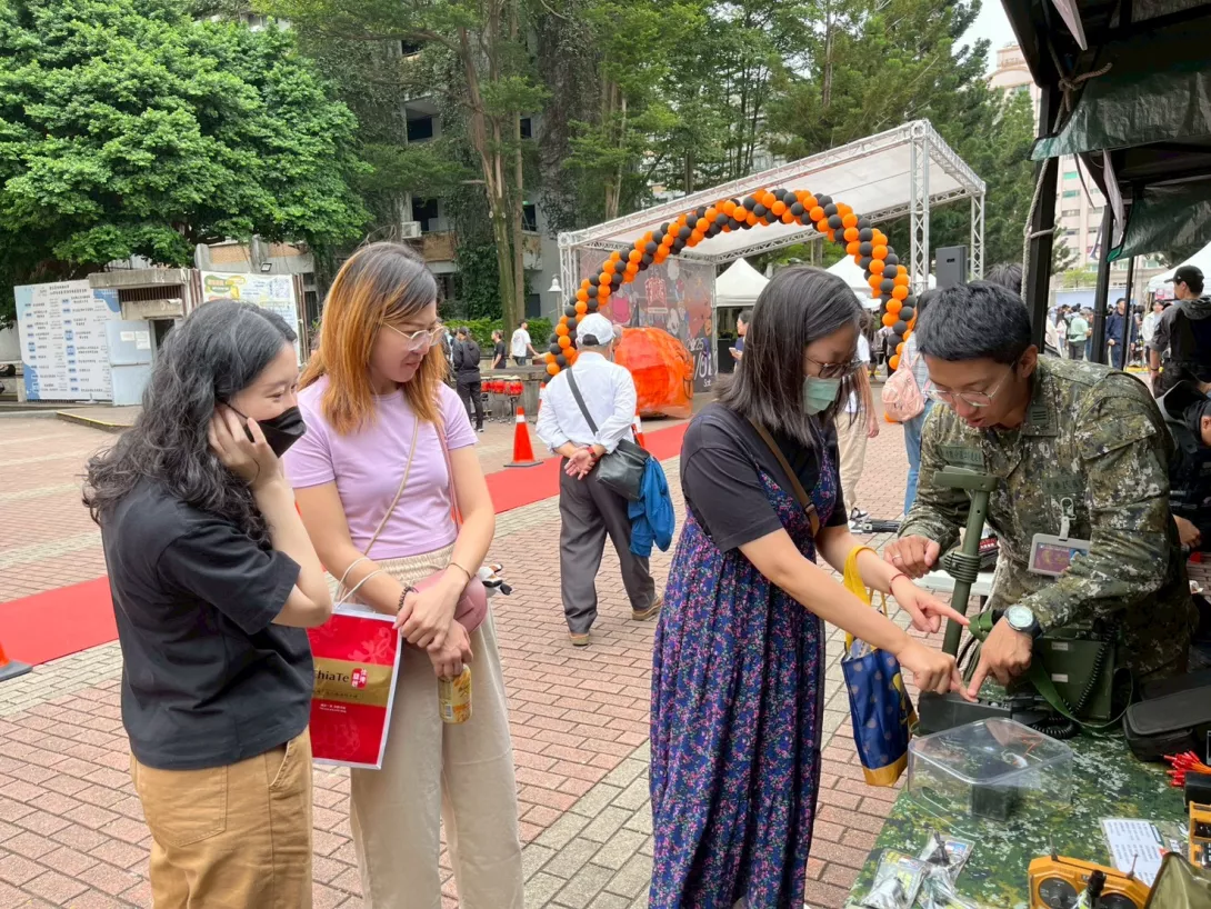 LINE_ALBUM_校慶_251101_56